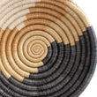 Laden Sie das Bild in den Galerie-Viewer, Sand Woven Bowl - Grounded 6" / 15cm Oxandbear