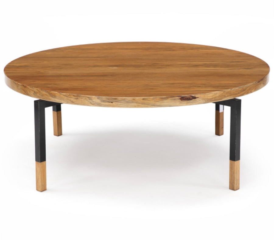 Johannes Aasbjerg Andersen: Circular coffee table with legs of steel Oxandbear